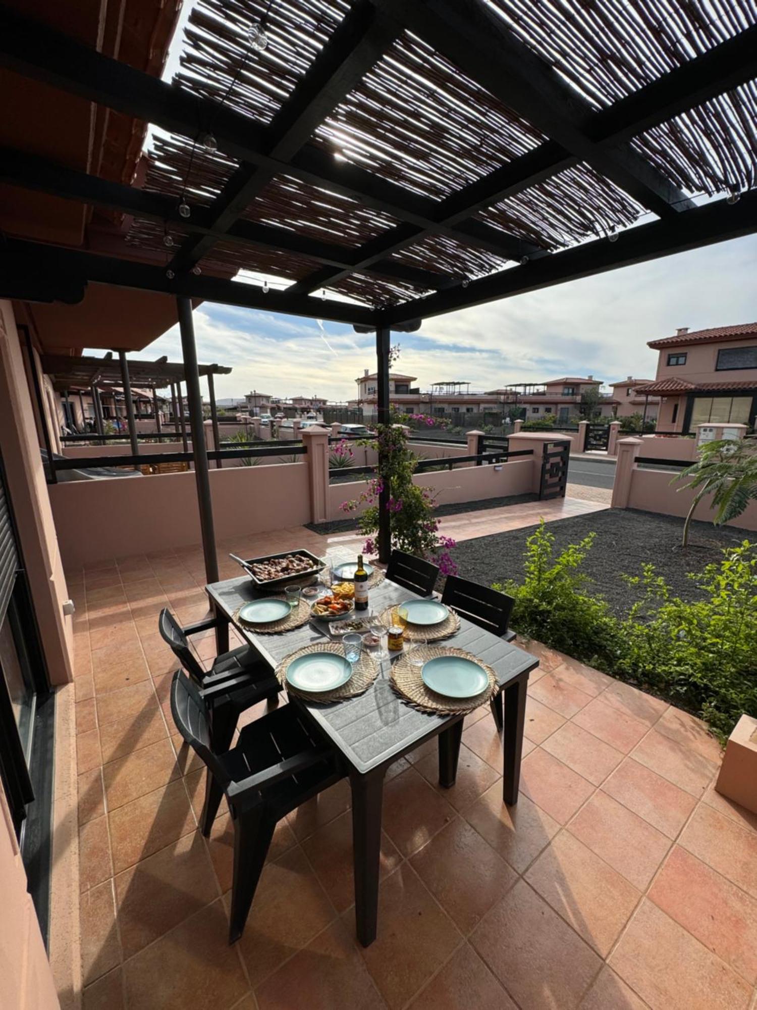 Villa Do Juano ลาคาเรส ภายนอก รูปภาพ
